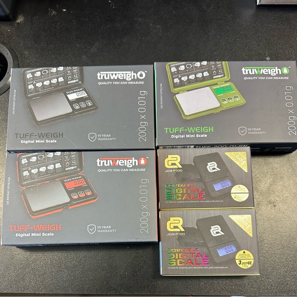 Digital scales - Picture 2 of 3